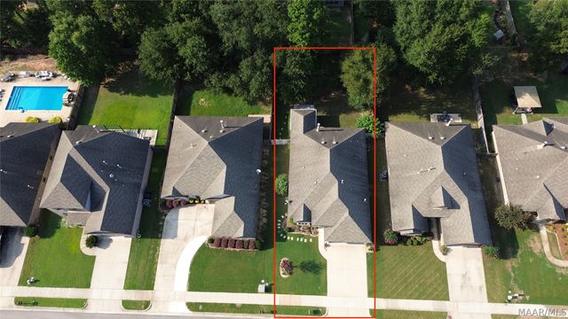 9155 CRESCENT LODGE Circle, Pike Road, AL 36064