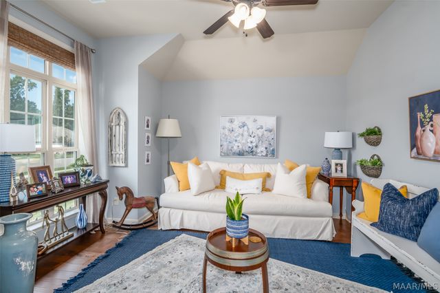 9155 CRESCENT LODGE Circle, Pike Road, AL 36064