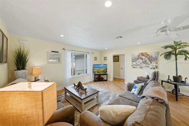 200 VENEZIA COURT, Punta Gorda, FL 33950