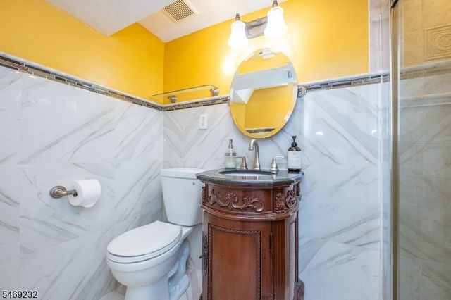 3 Byrne Rd, West Orange Twp., NJ 07052