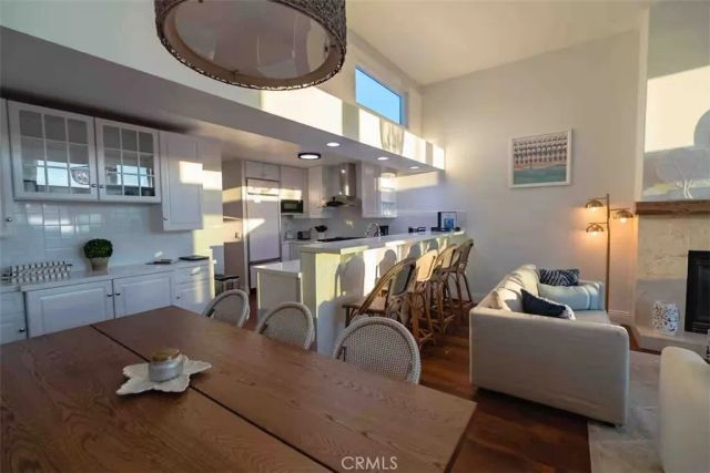 2202 W Oceanfront, Newport Beach, CA 92663