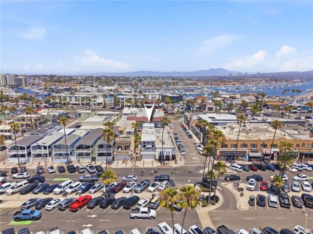 2202 W Oceanfront, Newport Beach, CA 92663