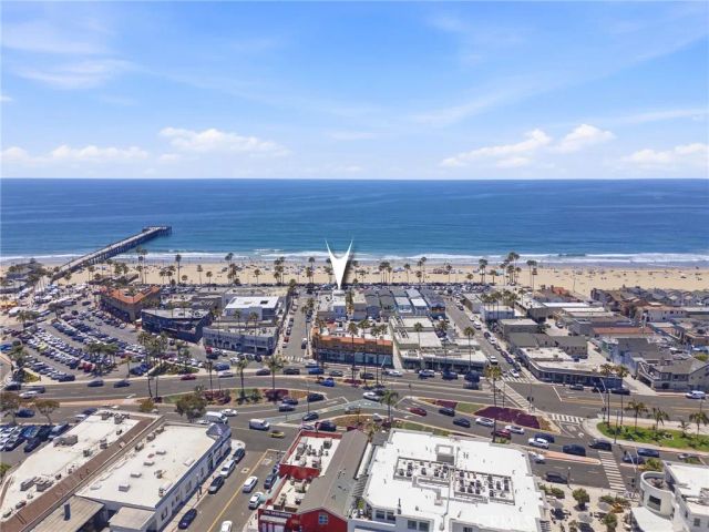2202 W Oceanfront, Newport Beach, CA 92663