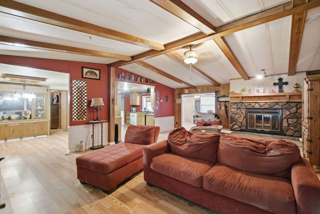 816 W Ayers Avenue, De Leon, TX 76444