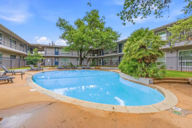 1210 Windsor RD 104, Austin, TX 78703