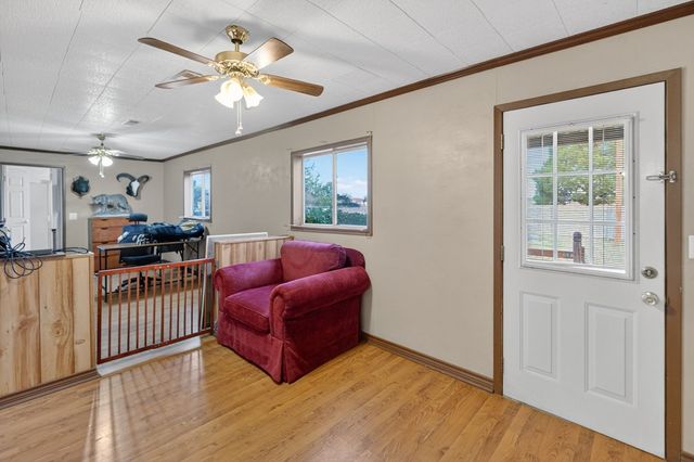 1912 W County Rd 130, Midland, TX 79706