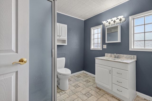 1912 W County Rd 130, Midland, TX 79706