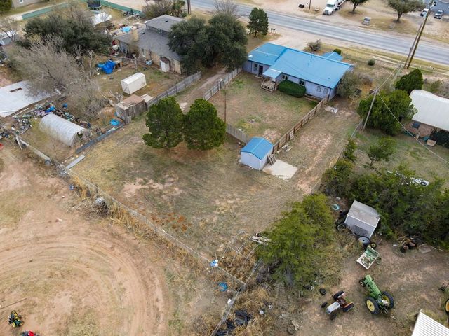 1912 W County Rd 130, Midland, TX 79706