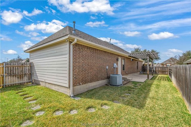 2519 Leyla Lane, College Station, TX 77845