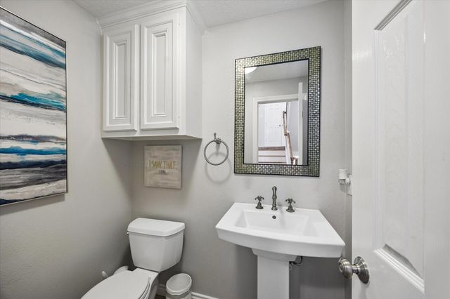 2309 Nicholson Street, Houston, TX 77008