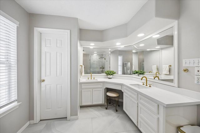 2309 Nicholson Street, Houston, TX 77008