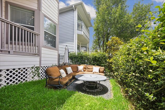 2309 Nicholson Street, Houston, TX 77008