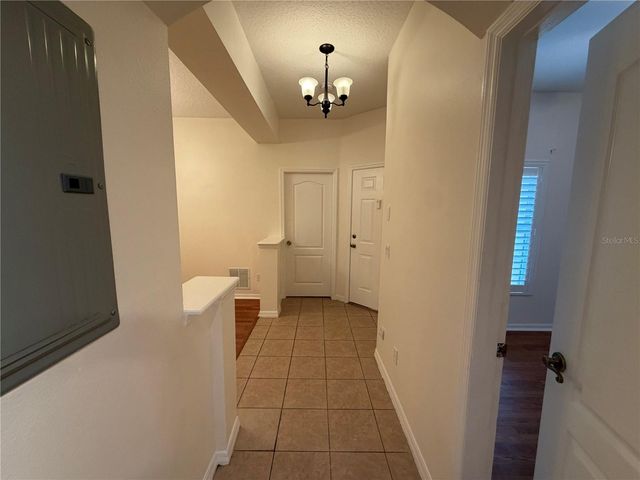 692 SEABROOK COURT 102, Altamonte Springs, FL 32714