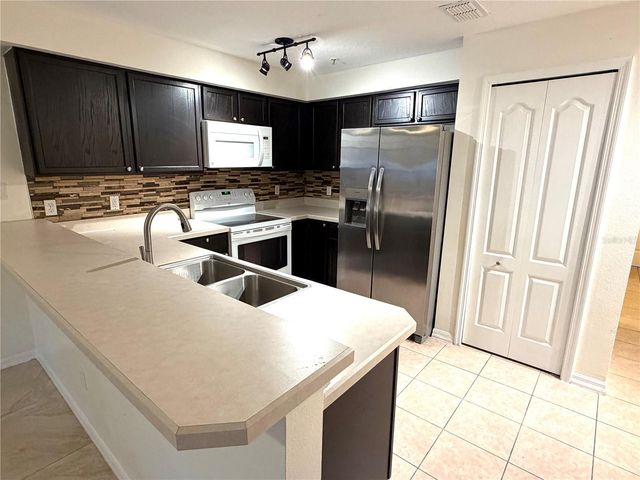 692 SEABROOK COURT 102, Altamonte Springs, FL 32714