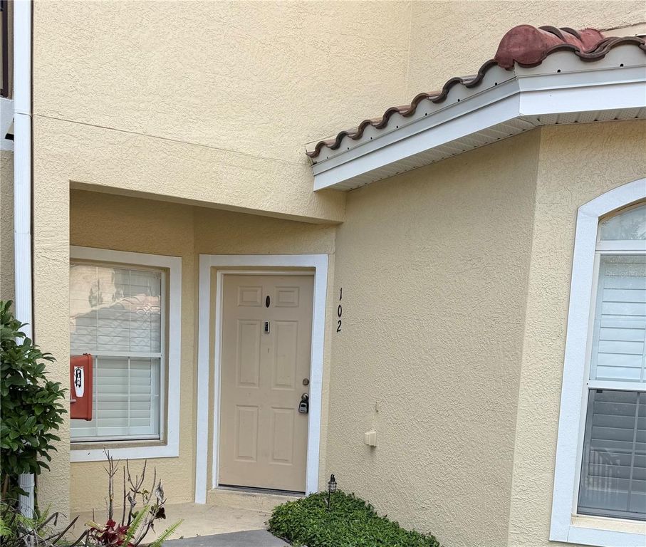 692 SEABROOK COURT 102, Altamonte Springs, FL 32714