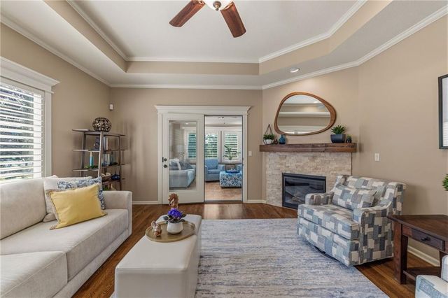 15702 Lowell Lane, Overland Park, KS 66223