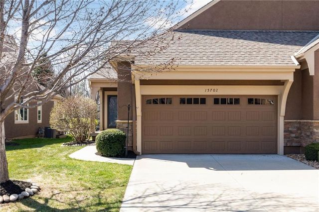 15702 Lowell Lane, Overland Park, KS 66223