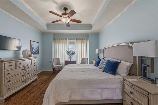 15702 Lowell Lane, Overland Park, KS 66223