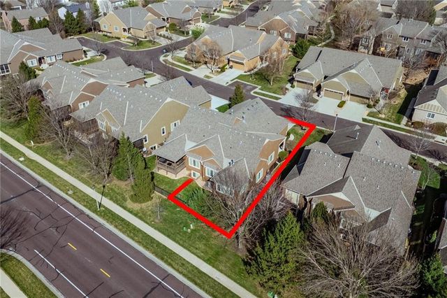 15702 Lowell Lane, Overland Park, KS 66223