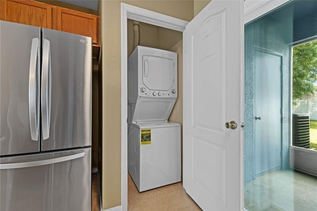 122 WILTON CIRCLE, Sanford, FL 32773