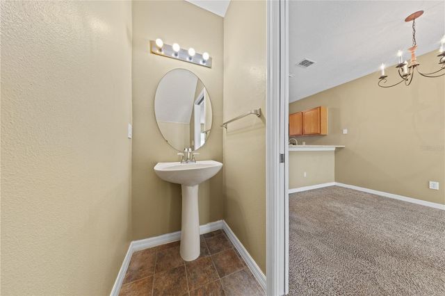 122 WILTON CIRCLE, Sanford, FL 32773