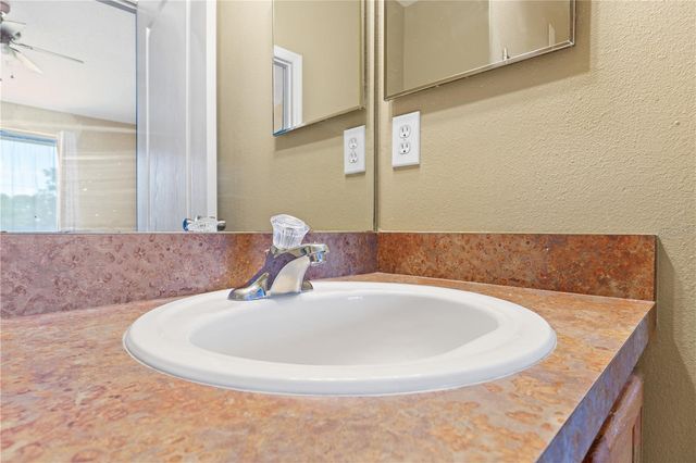 122 WILTON CIRCLE, Sanford, FL 32773