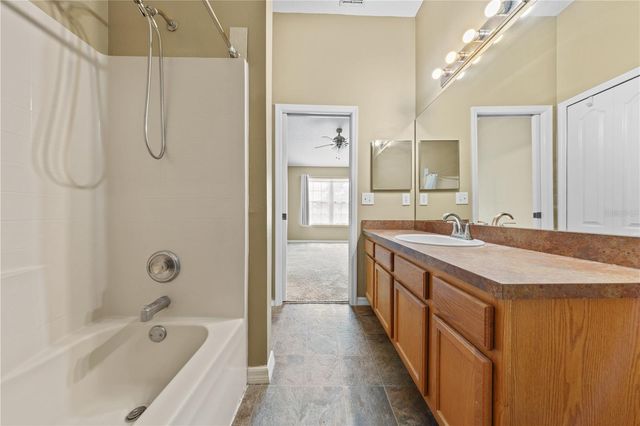 122 WILTON CIRCLE, Sanford, FL 32773