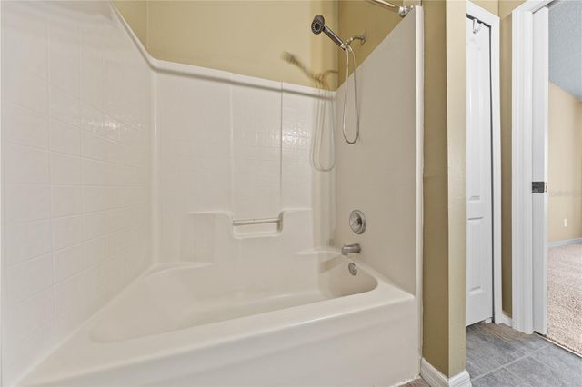 122 WILTON CIRCLE, Sanford, FL 32773