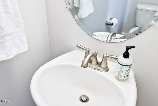 100 Brodie Rose Landing Way, Smithfield, NC 27577