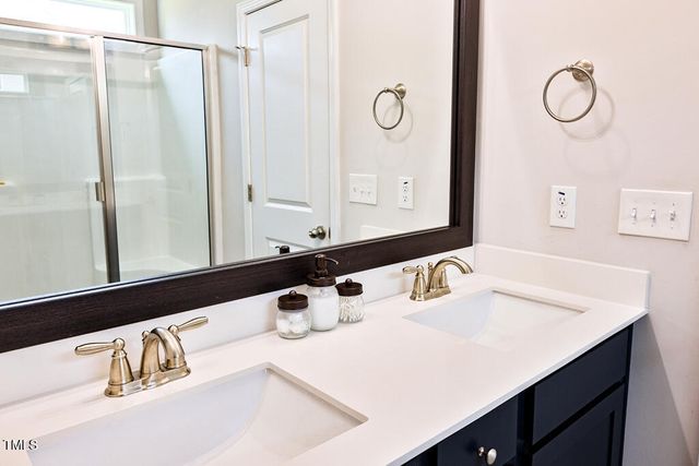 100 Brodie Rose Landing Way, Smithfield, NC 27577