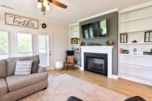 100 Brodie Rose Landing Way, Smithfield, NC 27577