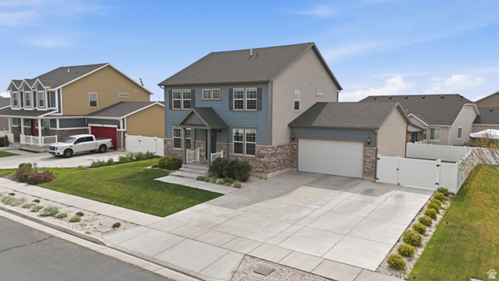 Image 2 of property listing at 534 S 1350 W, Syracuse, UT 84075