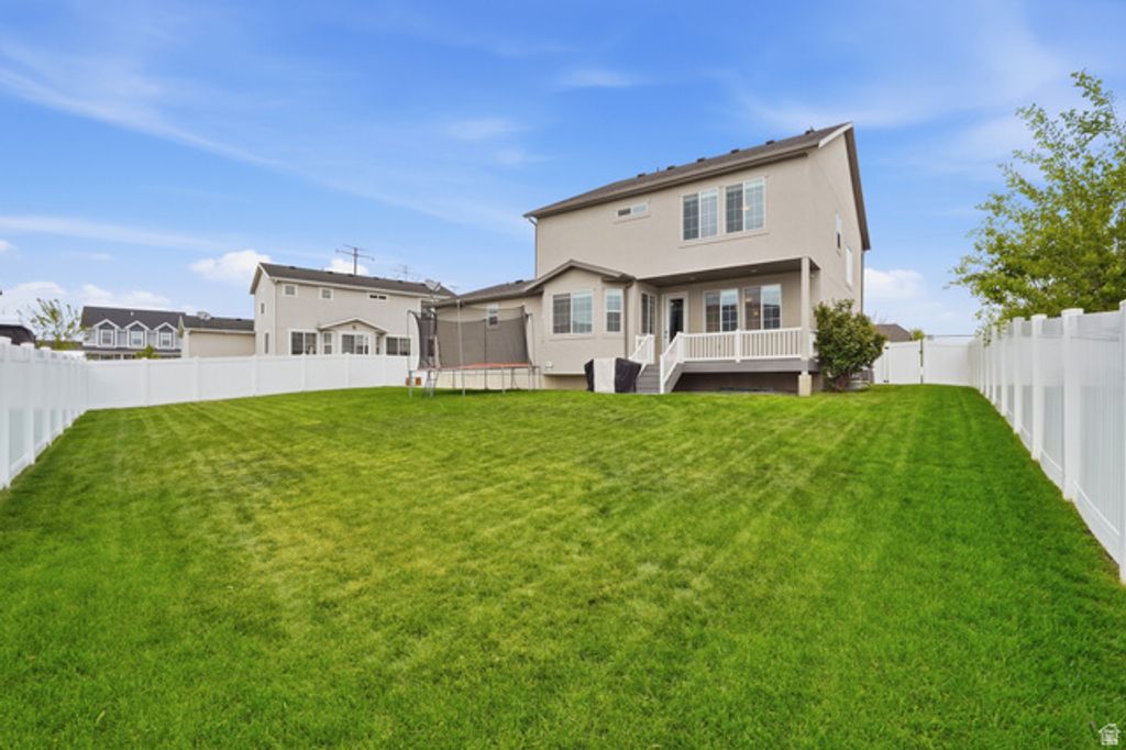 Image 26 of property listing at 534 S 1350 W, Syracuse, UT 84075