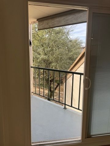 2300 Bamboo Drive N306, Arlington, TX 76006