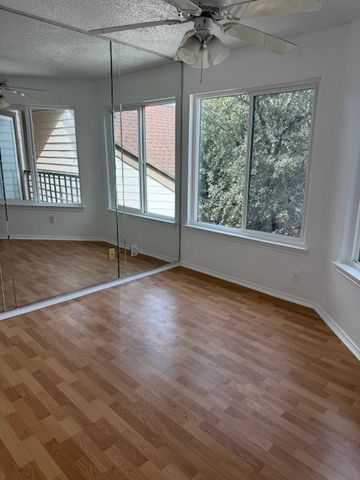 2300 Bamboo Drive N306, Arlington, TX 76006