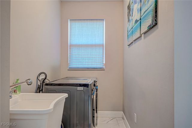 3309 30th ST SW, Lehigh Acres, FL 33976