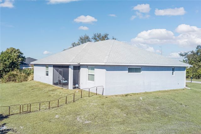 3309 30th ST SW, Lehigh Acres, FL 33976