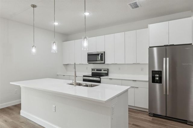 2565 W LAREDO DRIVE, Citrus Springs, FL 34433