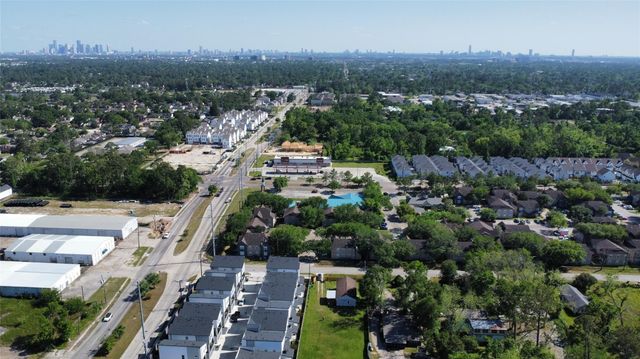 1110 Paul Quinn Street, Houston, TX 77091