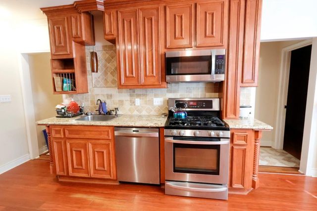 1110 Paul Quinn Street, Houston, TX 77091