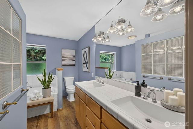 4819 Woodside Dr Drive, Anacortes, WA 98221