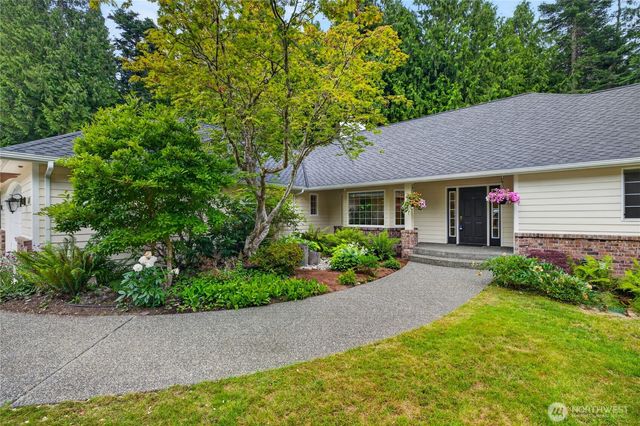4819 Woodside Dr Drive, Anacortes, WA 98221