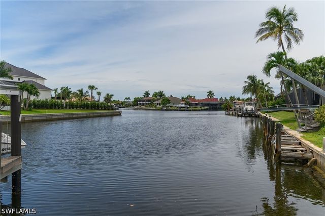 190 Dan River CT, Marco Island, FL 34145