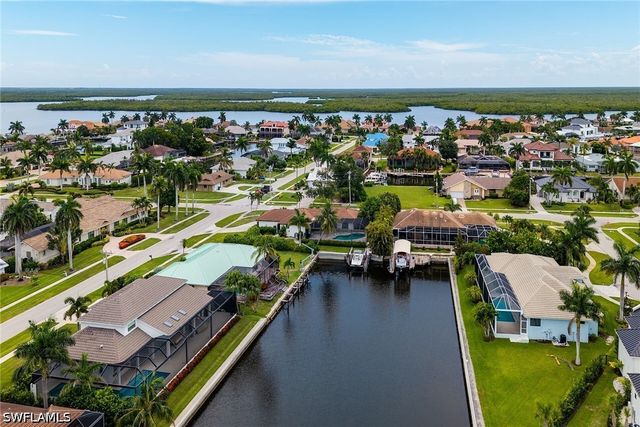 190 Dan River CT, Marco Island, FL 34145