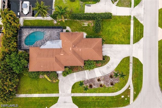 190 Dan River CT, Marco Island, FL 34145