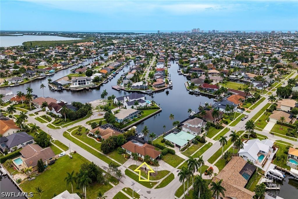 190 Dan River CT, Marco Island, FL 34145