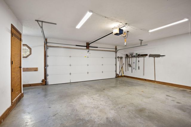 1636 Green Hill Estates Road, Monticello, KY 42633