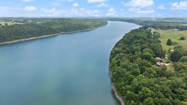 1636 Green Hill Estates Road, Monticello, KY 42633