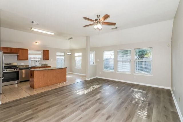 21807 Cascade Hollow Lane, Spring, TX 77379