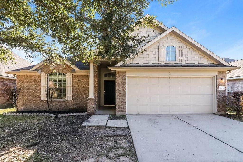 21807 Cascade Hollow Lane, Spring, TX 77379